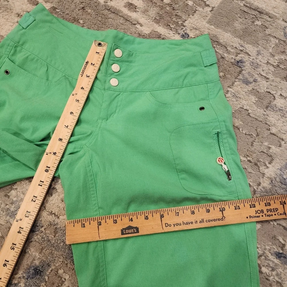 Lululemon green Betty Crop Pants.  Size 4. Vintage retro y2k. - Picture 15 of 16